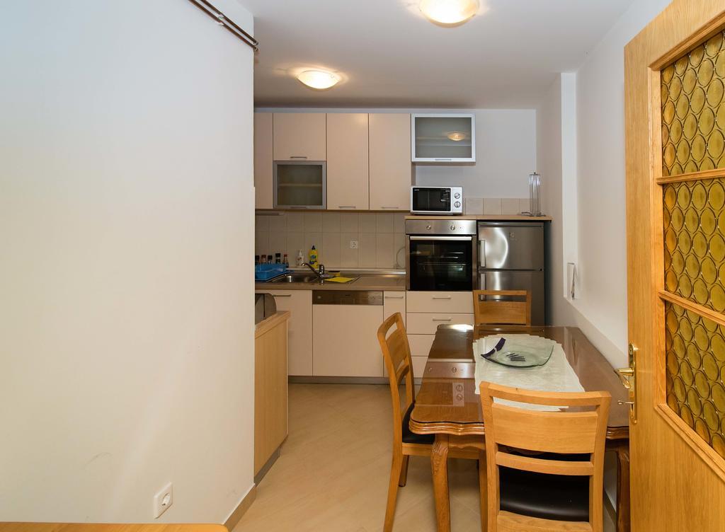 Apartment Peran Sibenik Ngoại thất bức ảnh