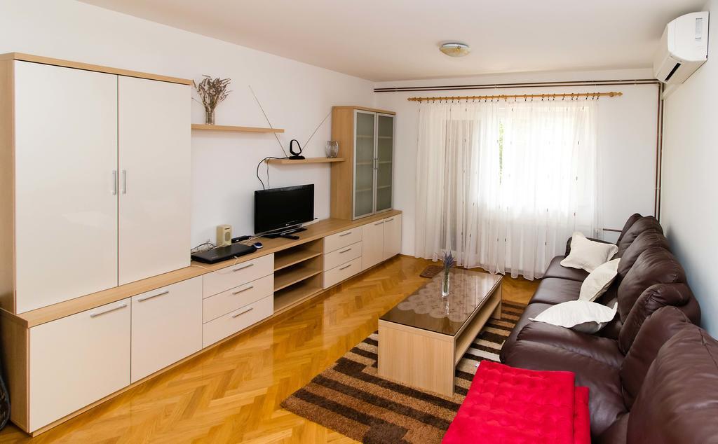 Apartment Peran Sibenik Ngoại thất bức ảnh